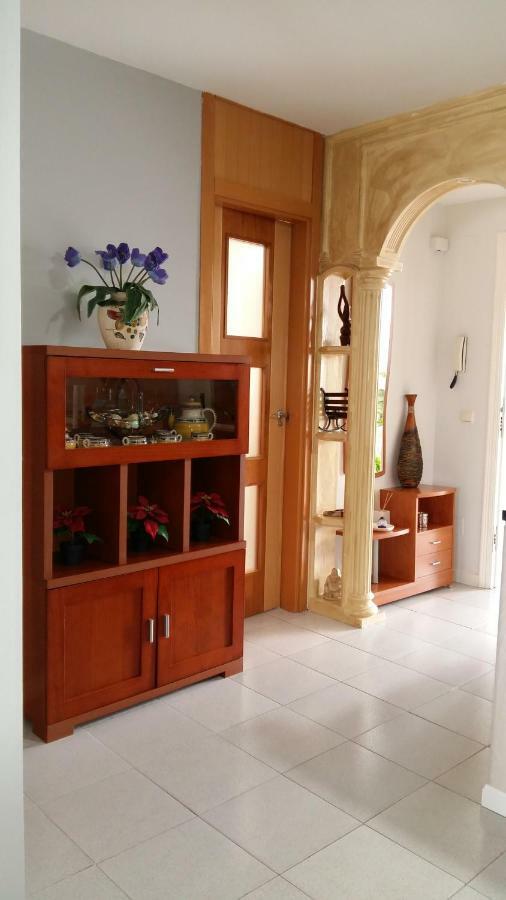 Apartamento Oasis ตอร์เรโมลิโนส ภายนอก รูปภาพ